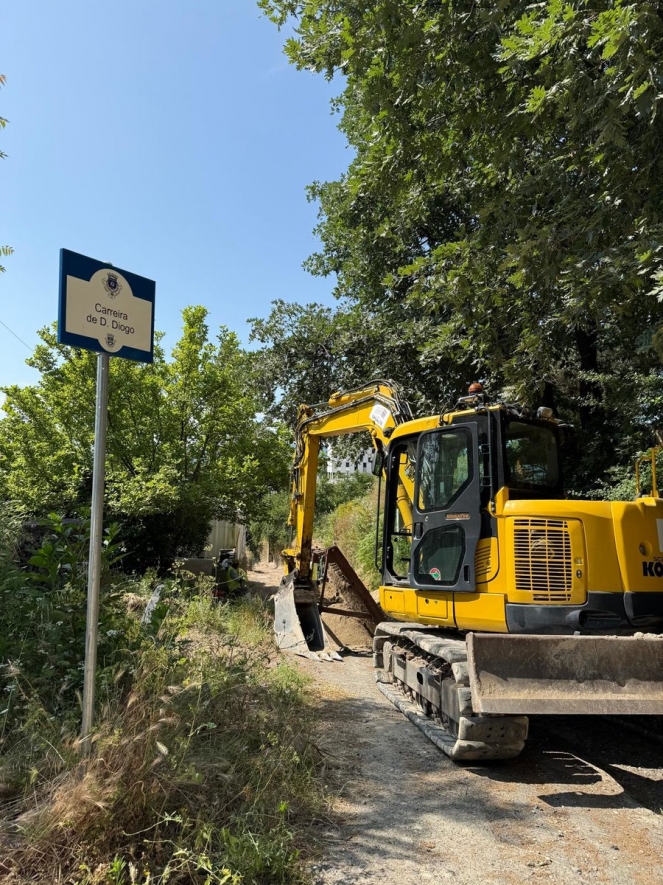 REFORÇO DE ABASTECIMENTO NA AV.ALAMEDA DA EUROPA E AMPLIAÇÃO DAS REDES DE ÁGUAS RESIDUAIS E PLUVIAIS NO CAMINHO D.DIOGO