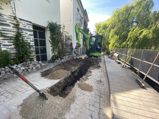 POSEUR  OBRAS AVANÇAM